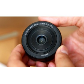 Canon Lens EF-M 22mm f/2 STM  ( Graphite / Silver )